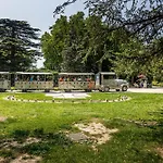 Les Avignon - La Laune 3*