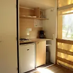 Les Avignon - La Laune Campingplatz