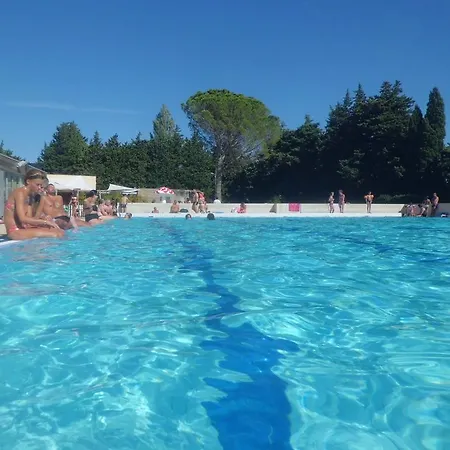 Les Avignon - La Laune 3*