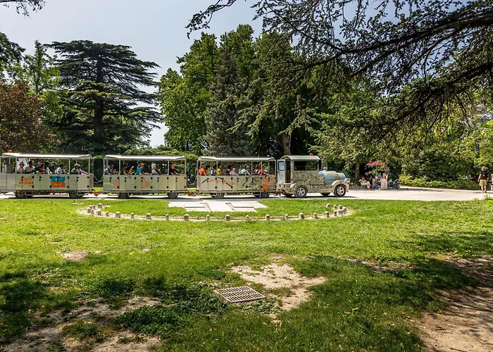 Les Avignon - La Laune 3*